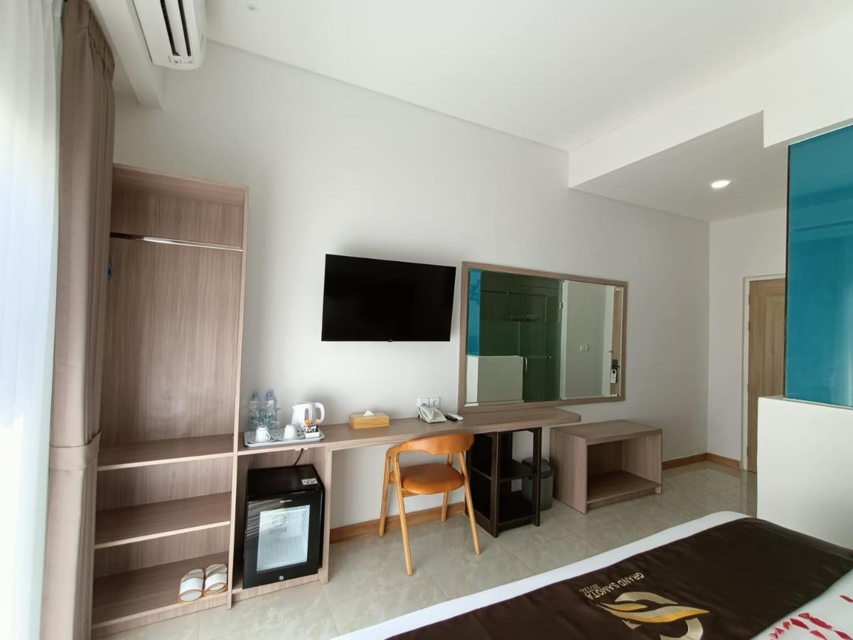 Grand Samota Hotel Sumbawa Exteriör bild